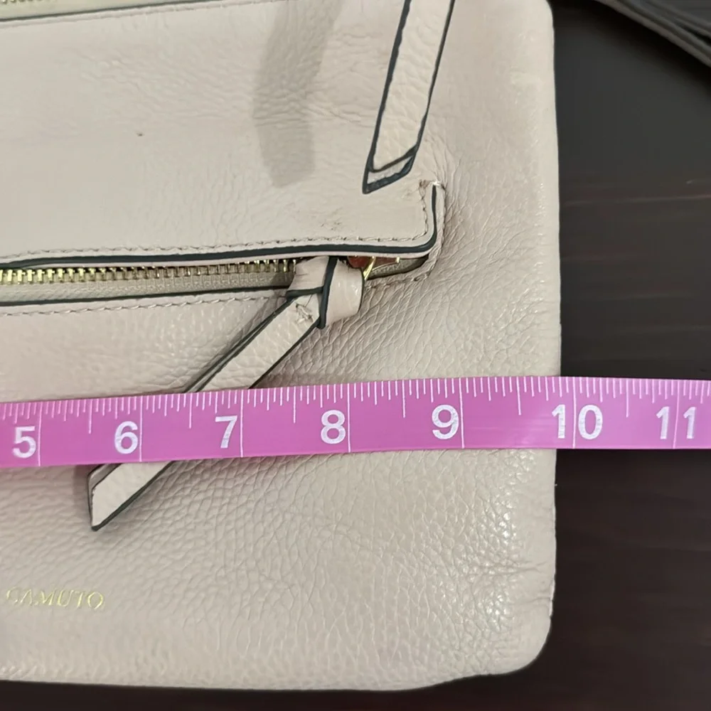VINCE CAMUTO PINK PURSE - Picture 6 of 7